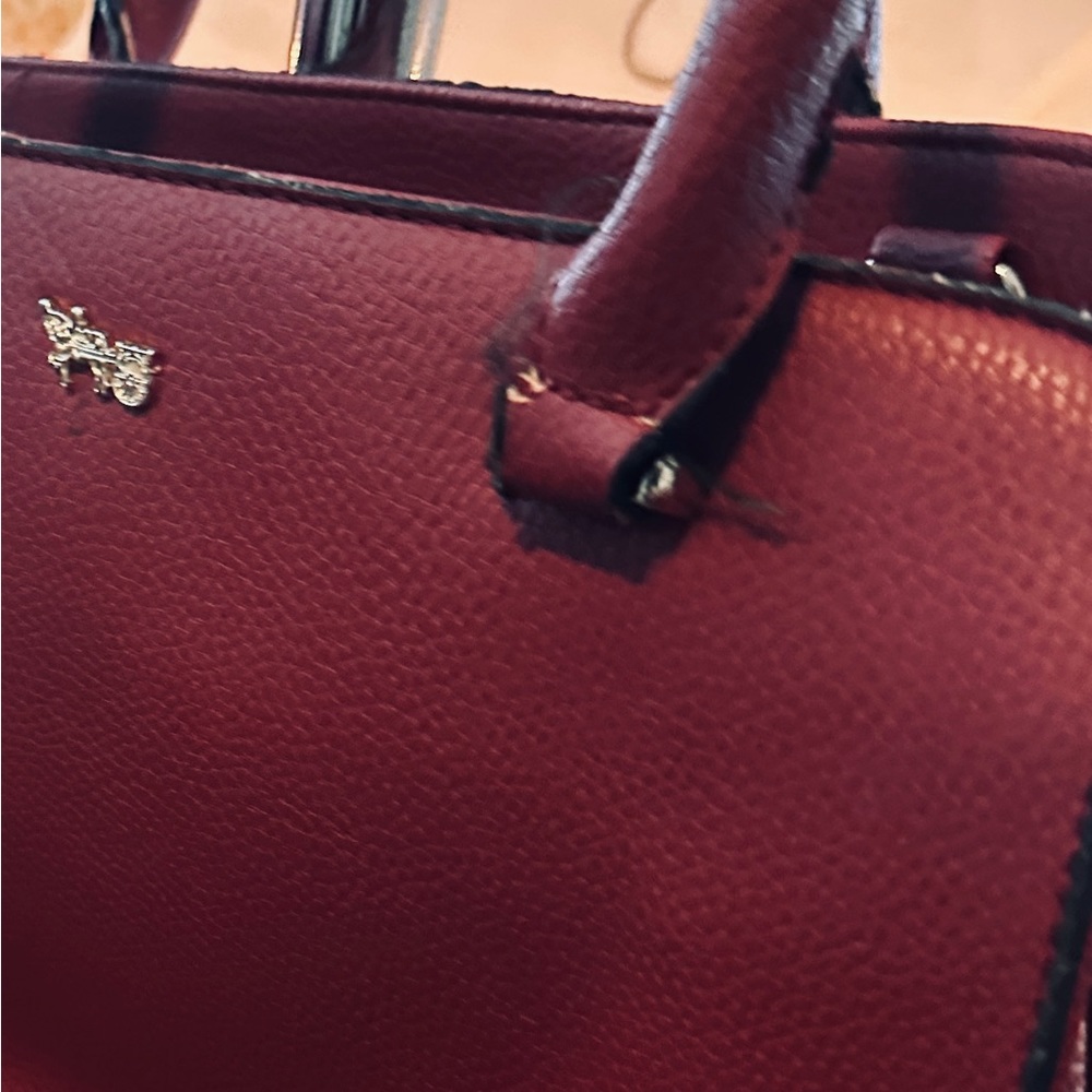 Red Handbag - Picture 10 of 10